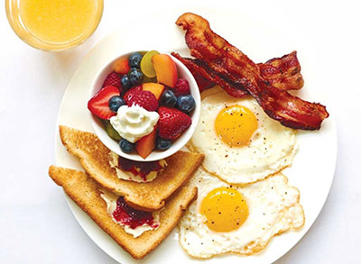 خوردن صبحانه دربرنامه کاهش وزن